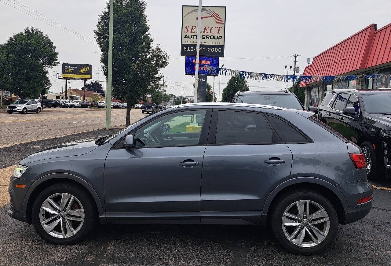 2017 AUDI Q3