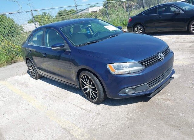 2013 VOLKSWAGEN Jetta