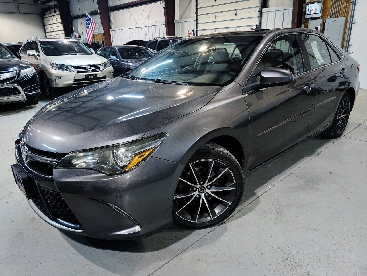 2016 TOYOTA Camry