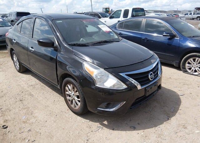 2018 NISSAN Versa