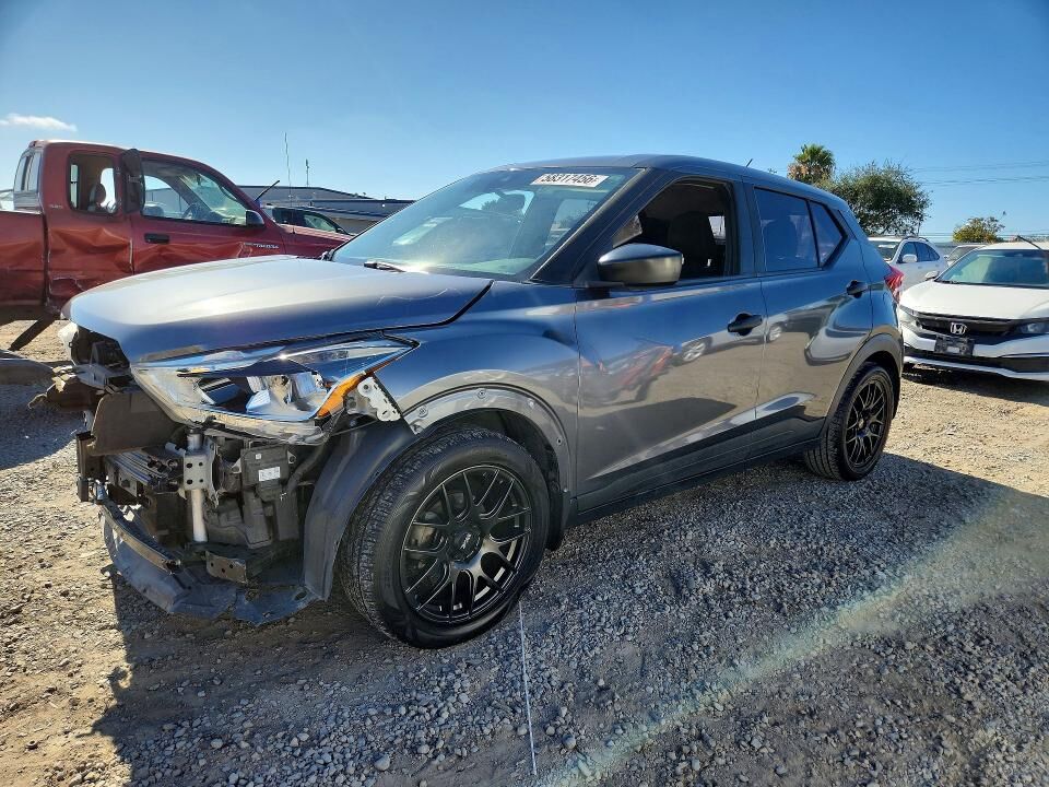 2020 NISSAN Kicks