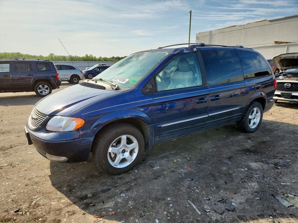 2003 CHRYSLER Town and Country