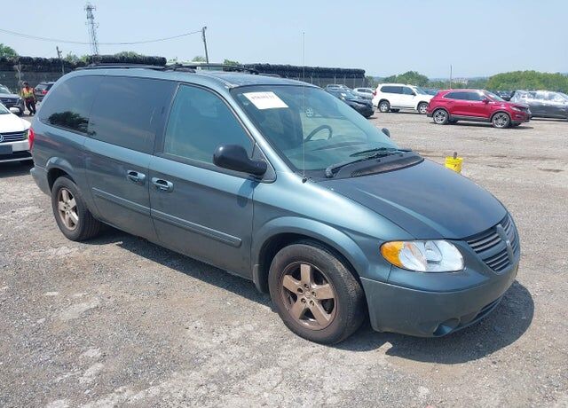 2005 DODGE Caravan
