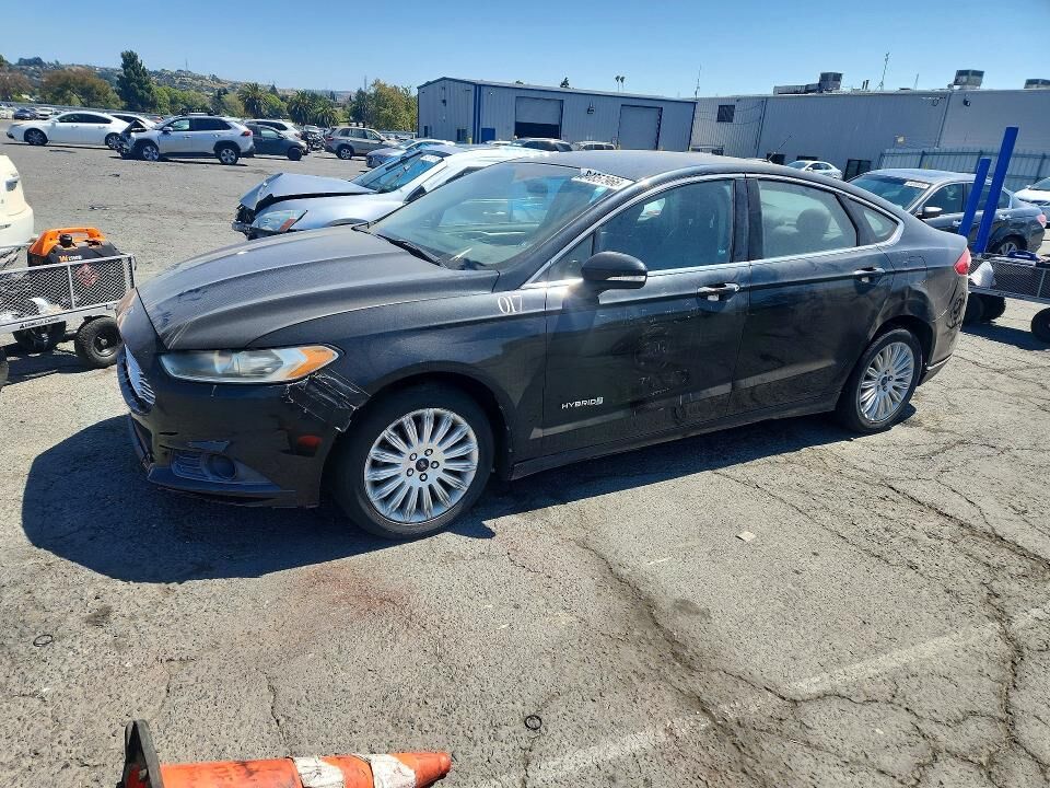 2013 FORD Fusion