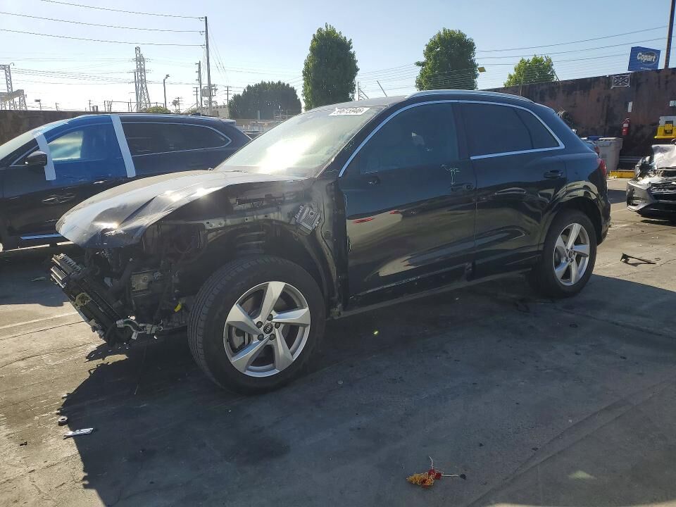 2022 AUDI Q3