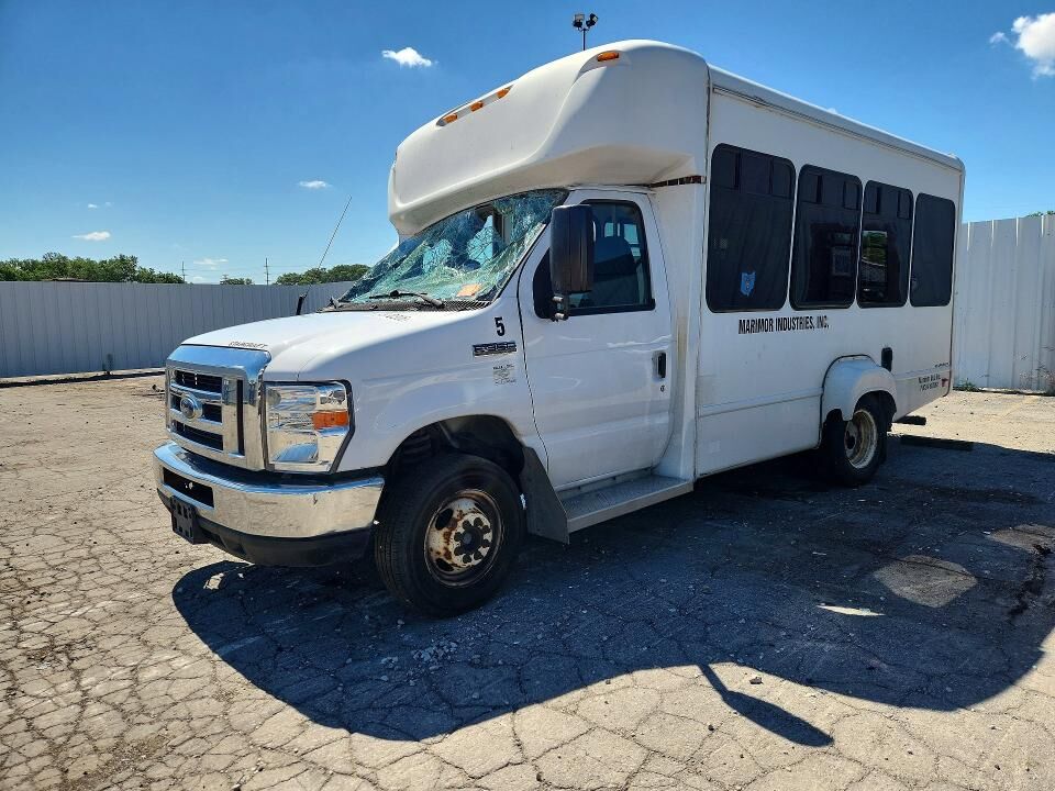 2017 FORD E-350