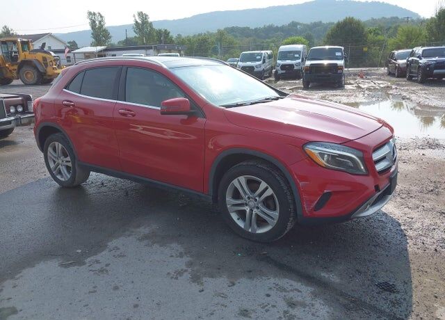 2015 MERCEDES-BENZ GLA-Class