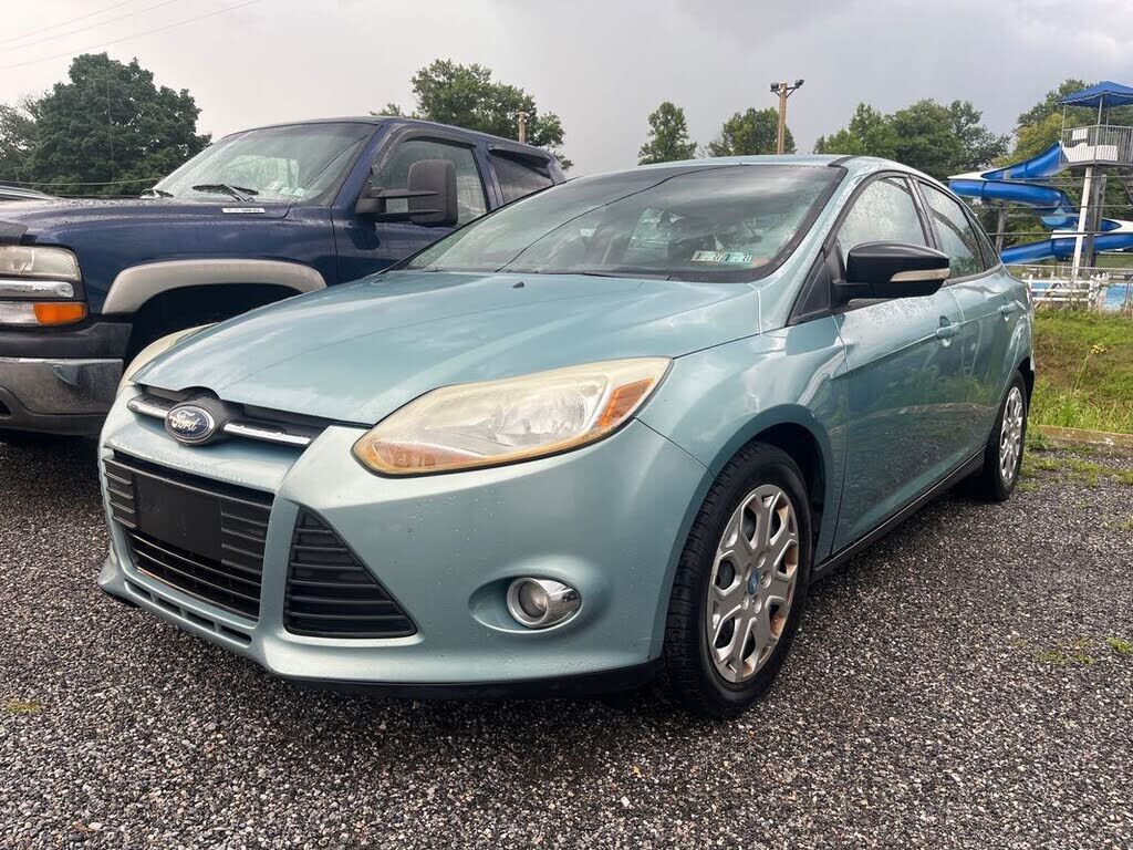 2012 FORD Focus