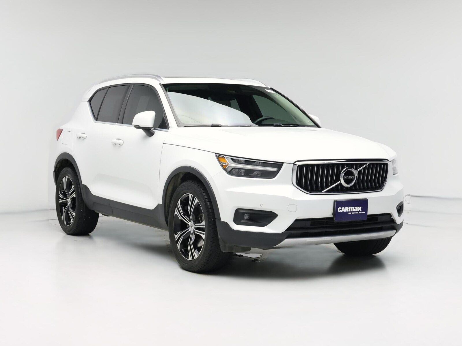 2020 VOLVO XC40