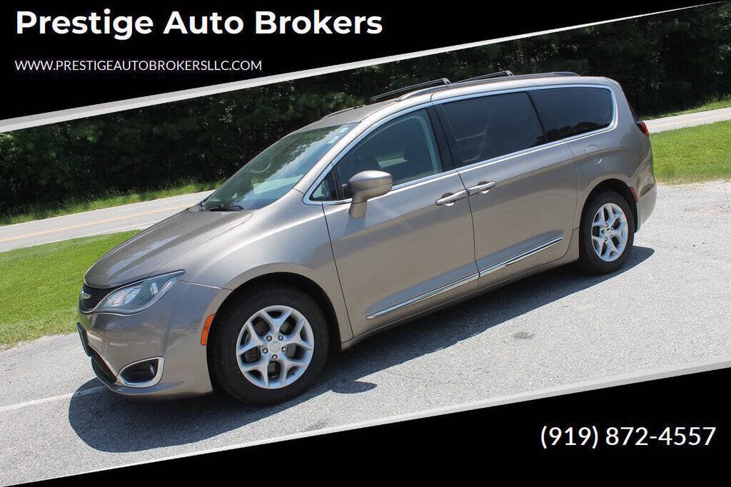 2017 CHRYSLER Pacifica