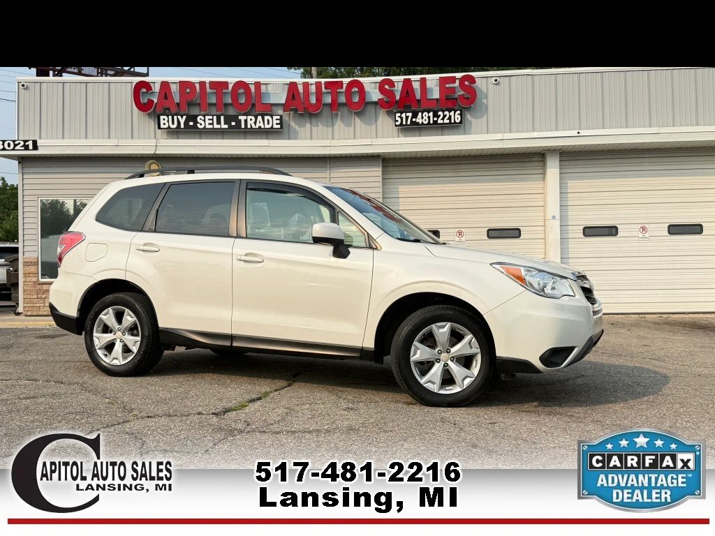 2016 SUBARU Forester