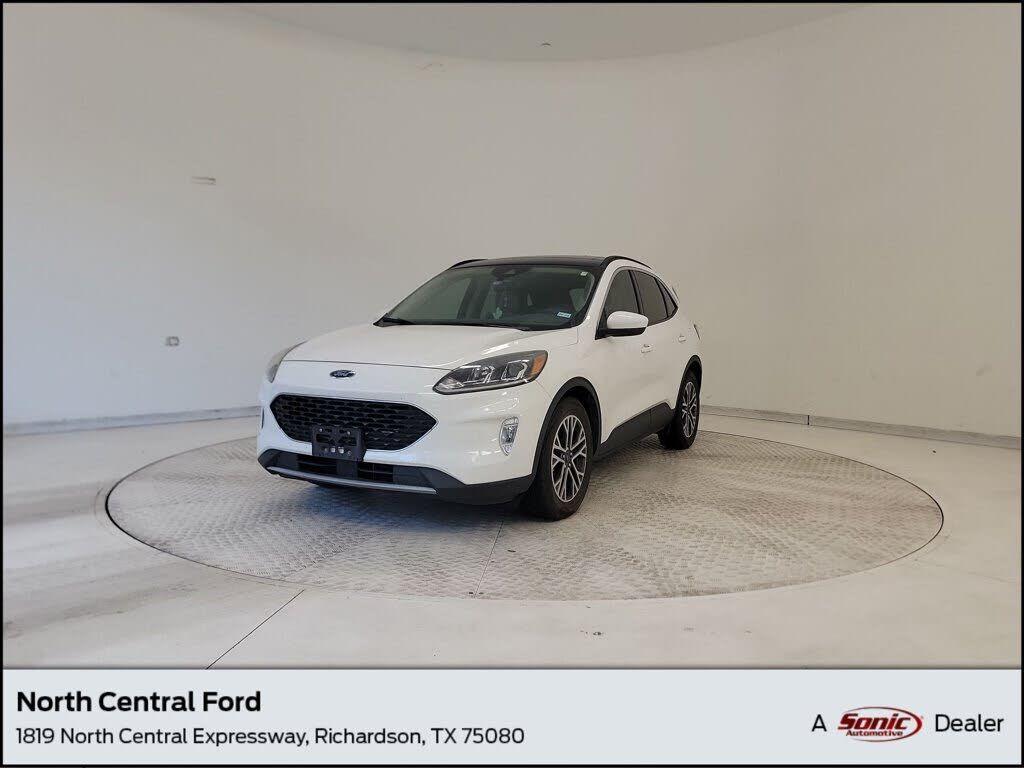 2020 FORD Escape