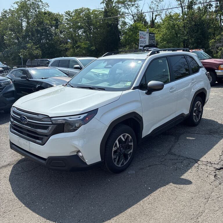 2025 SUBARU Forester