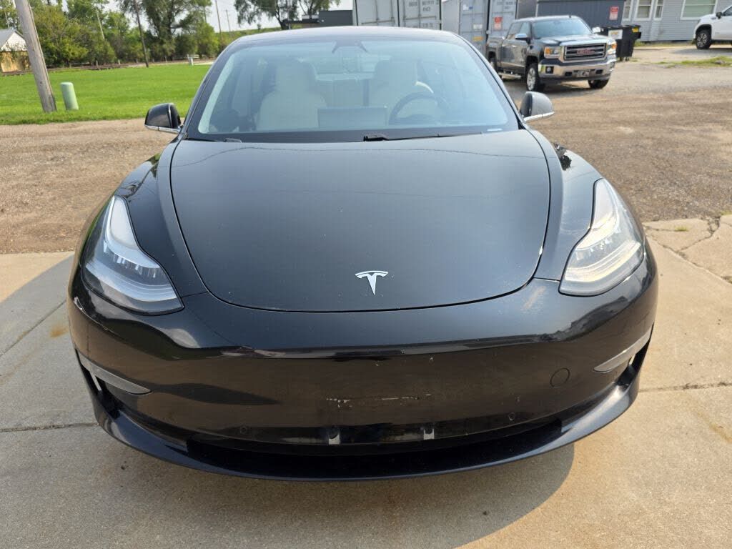 2018 TESLA Model 3