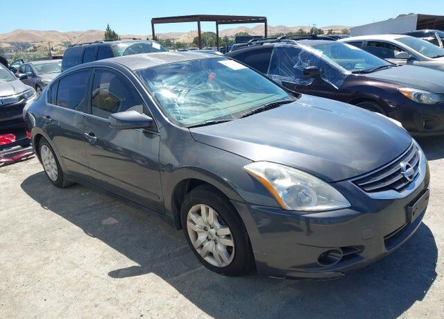 2010 NISSAN Altima