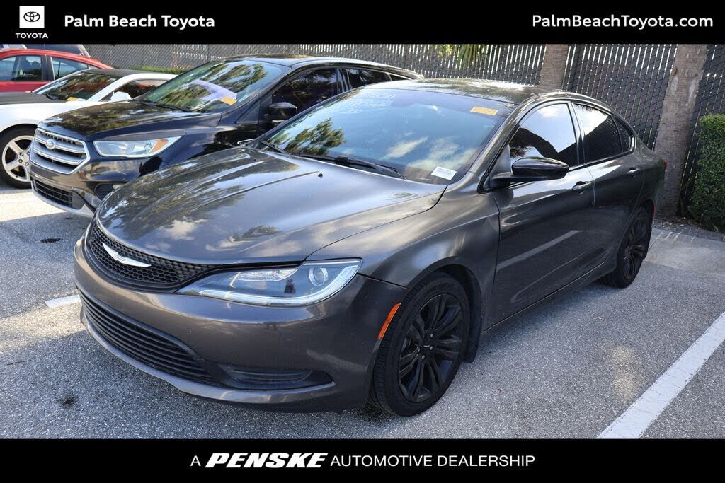 2017 CHRYSLER 200