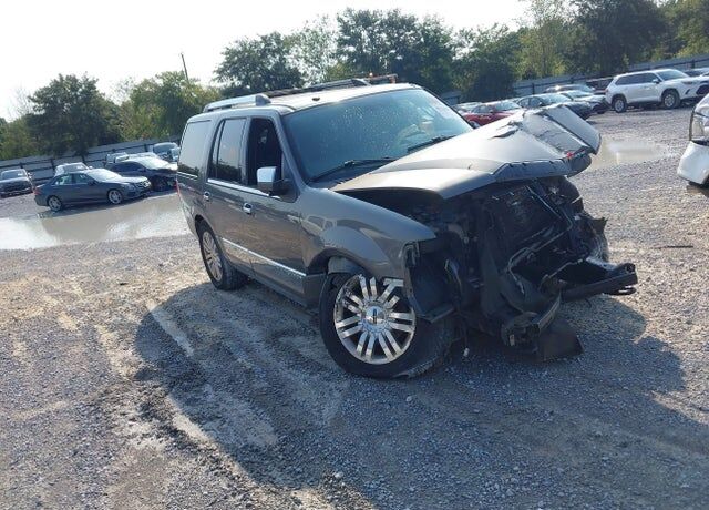 2012 LINCOLN Navigator