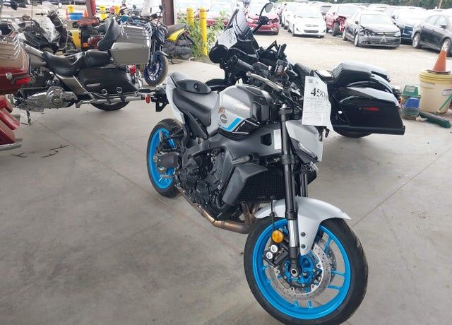 2025 YAMAHA MTN890