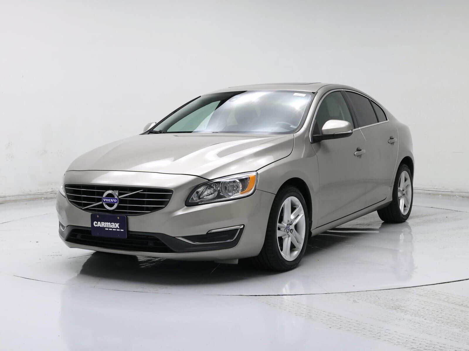2015 VOLVO S60