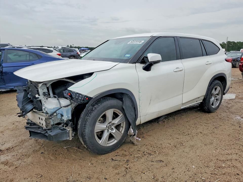 2020 TOYOTA Highlander