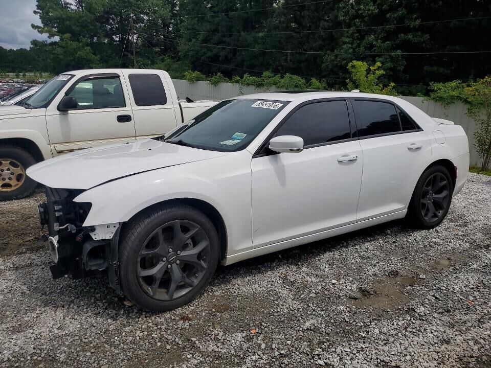 2022 CHRYSLER 300