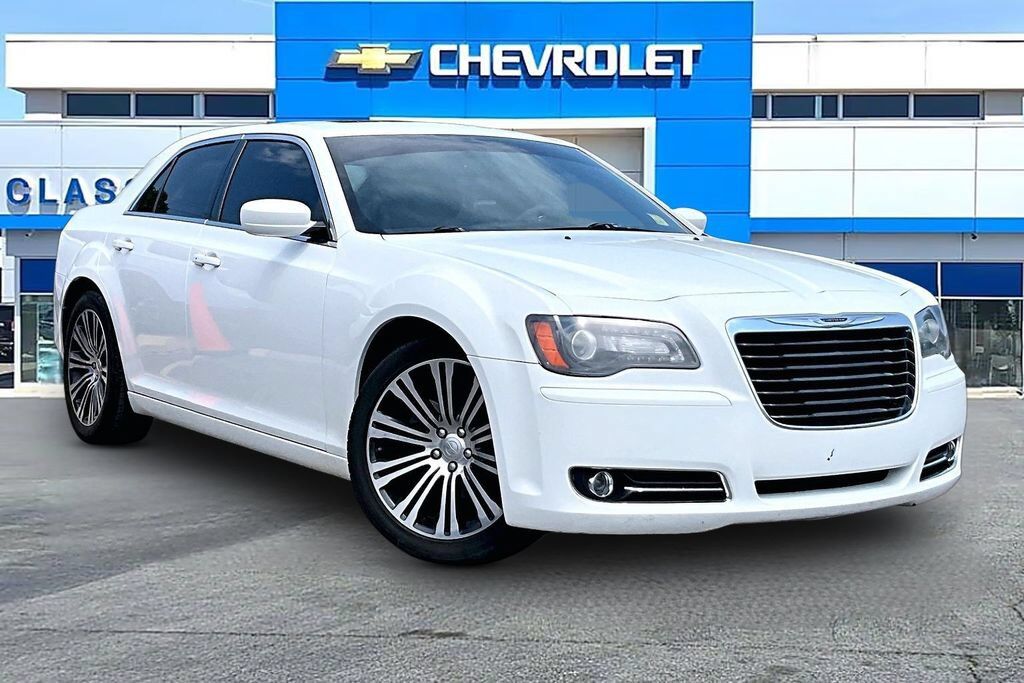 2013 CHRYSLER 300