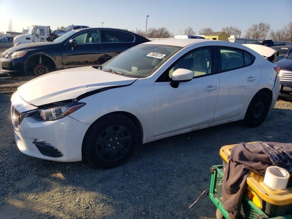 2015 MAZDA Mazda3