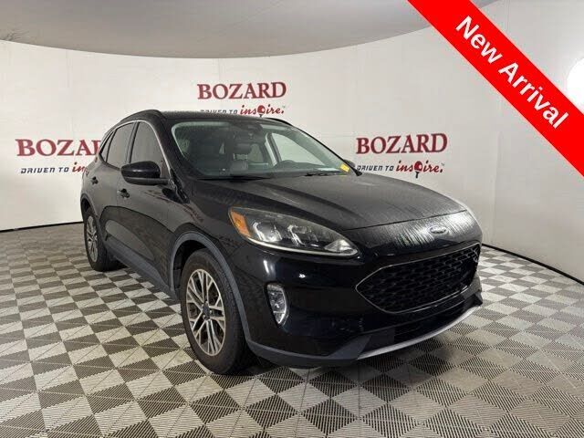 2021 FORD Escape