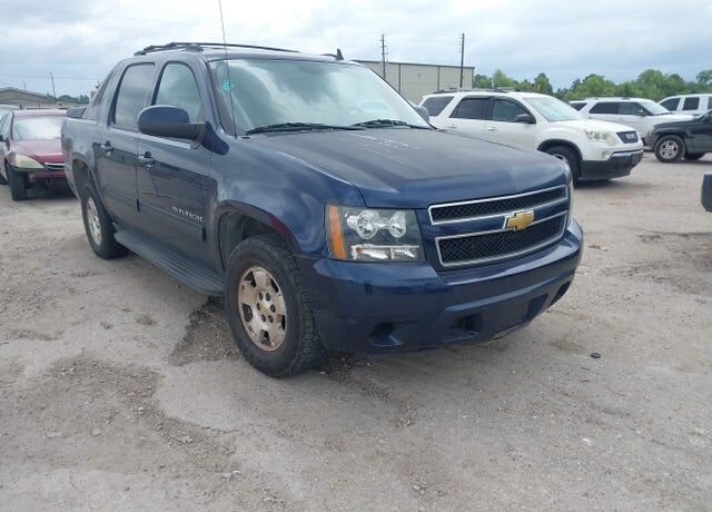 2011 CHEVROLET Avalanche
