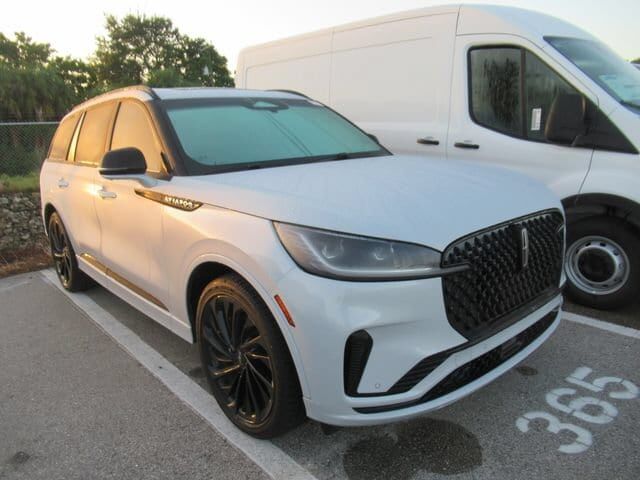 2025 LINCOLN Aviator