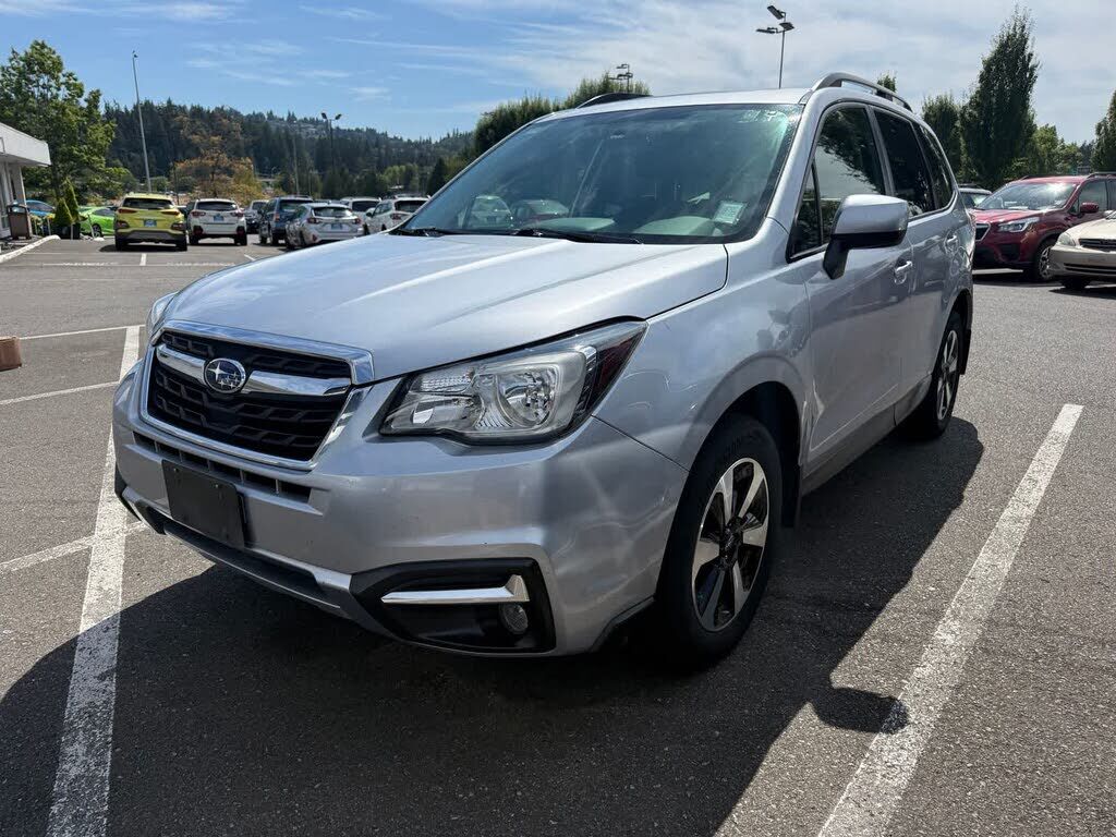 2017 SUBARU Forester