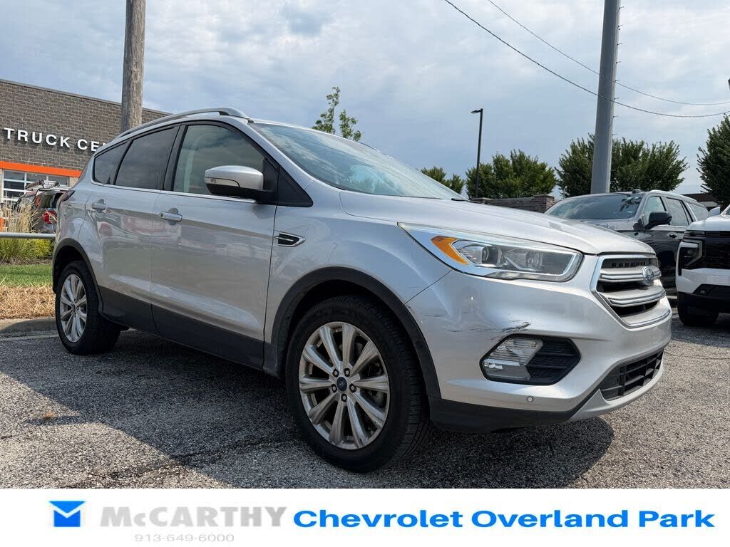 2017 FORD Escape
