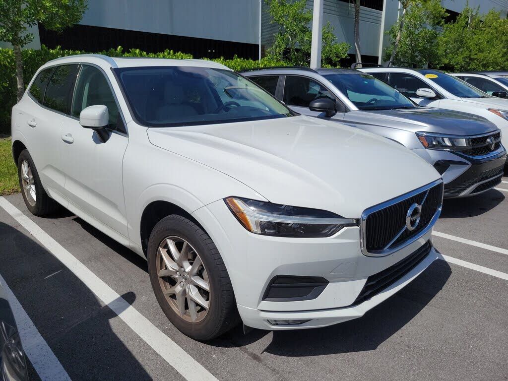 2021 VOLVO XC60