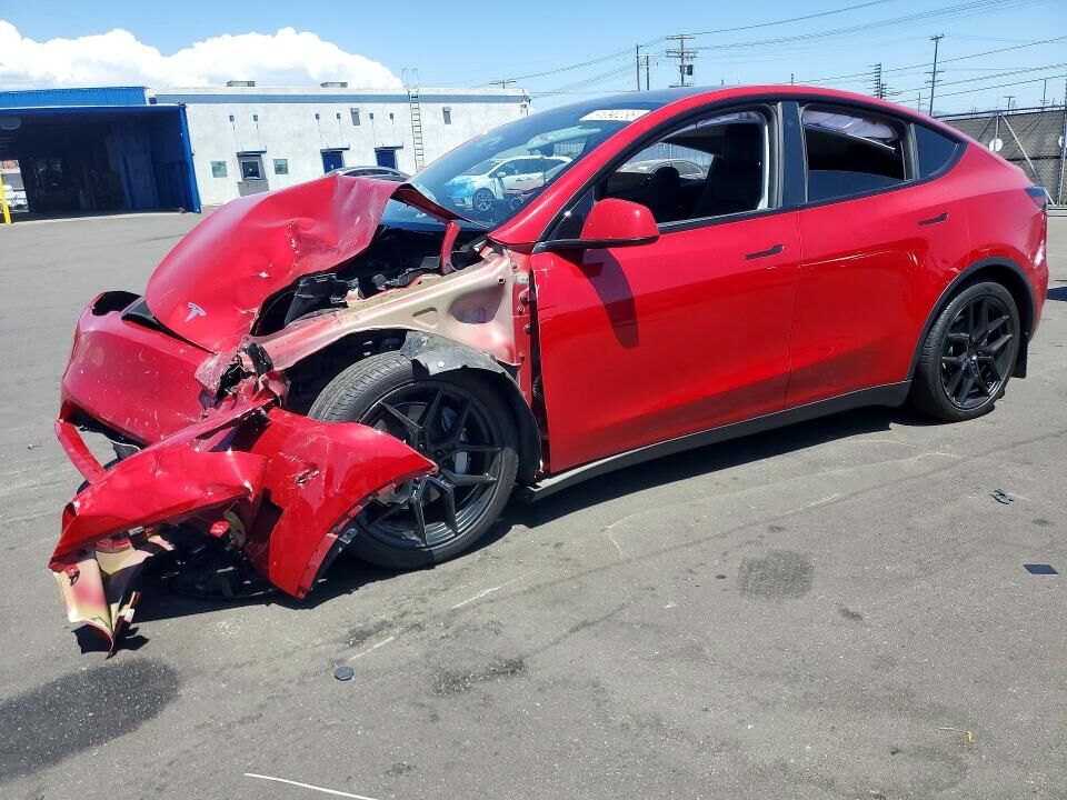 2023 TESLA Model Y
