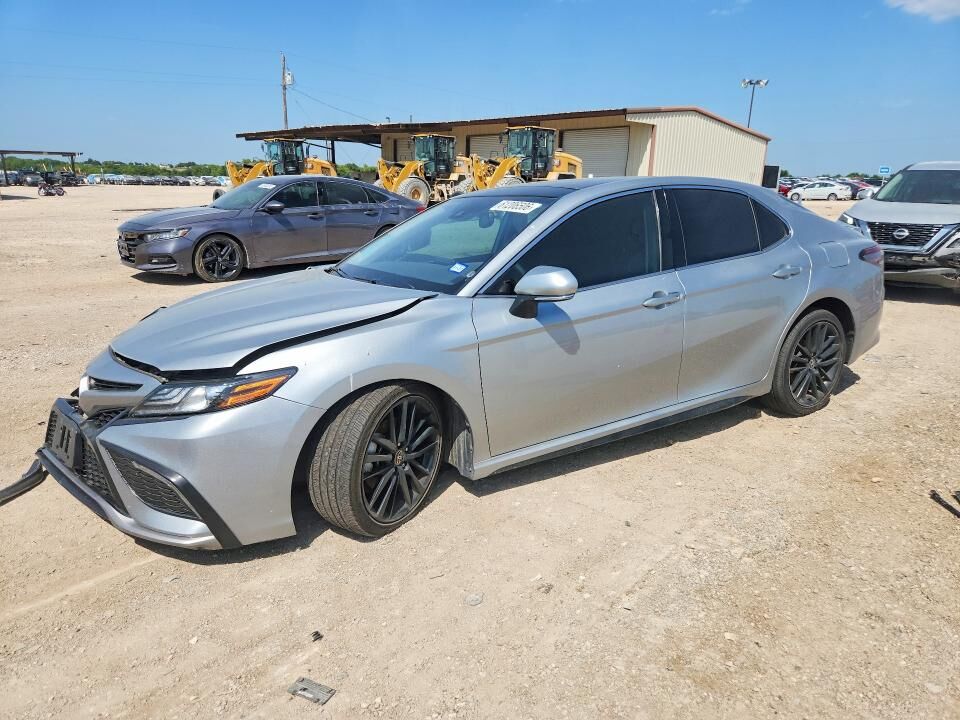 2022 TOYOTA Camry