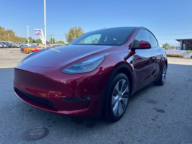 2024 TESLA Model Y