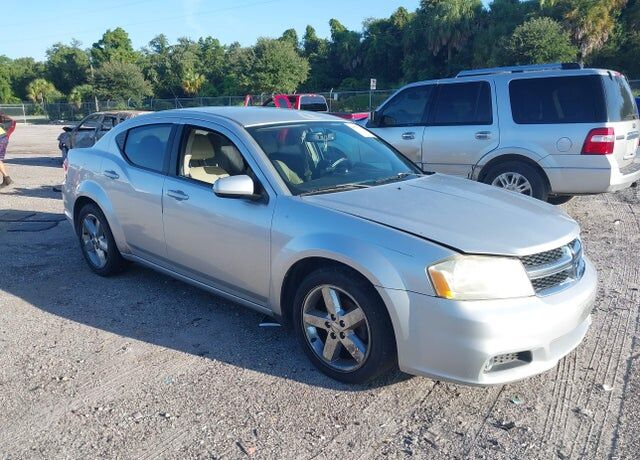 2011 DODGE Avenger