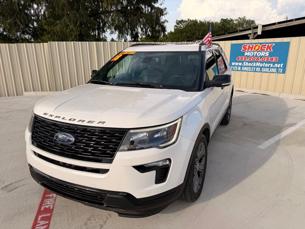 2018 FORD Explorer