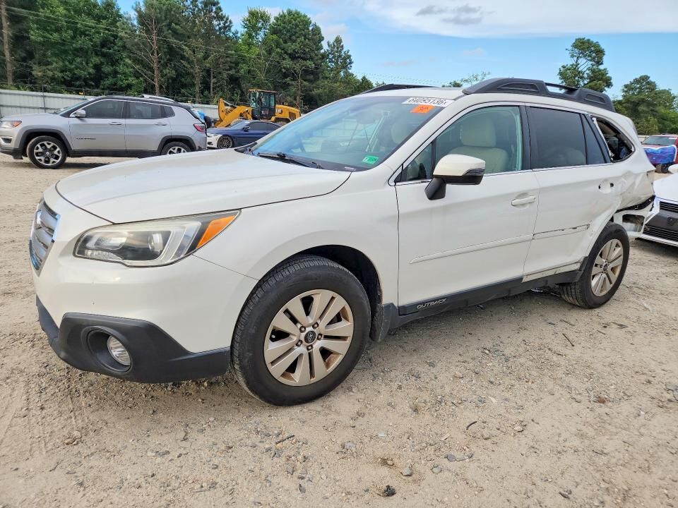 2016 SUBARU Outback