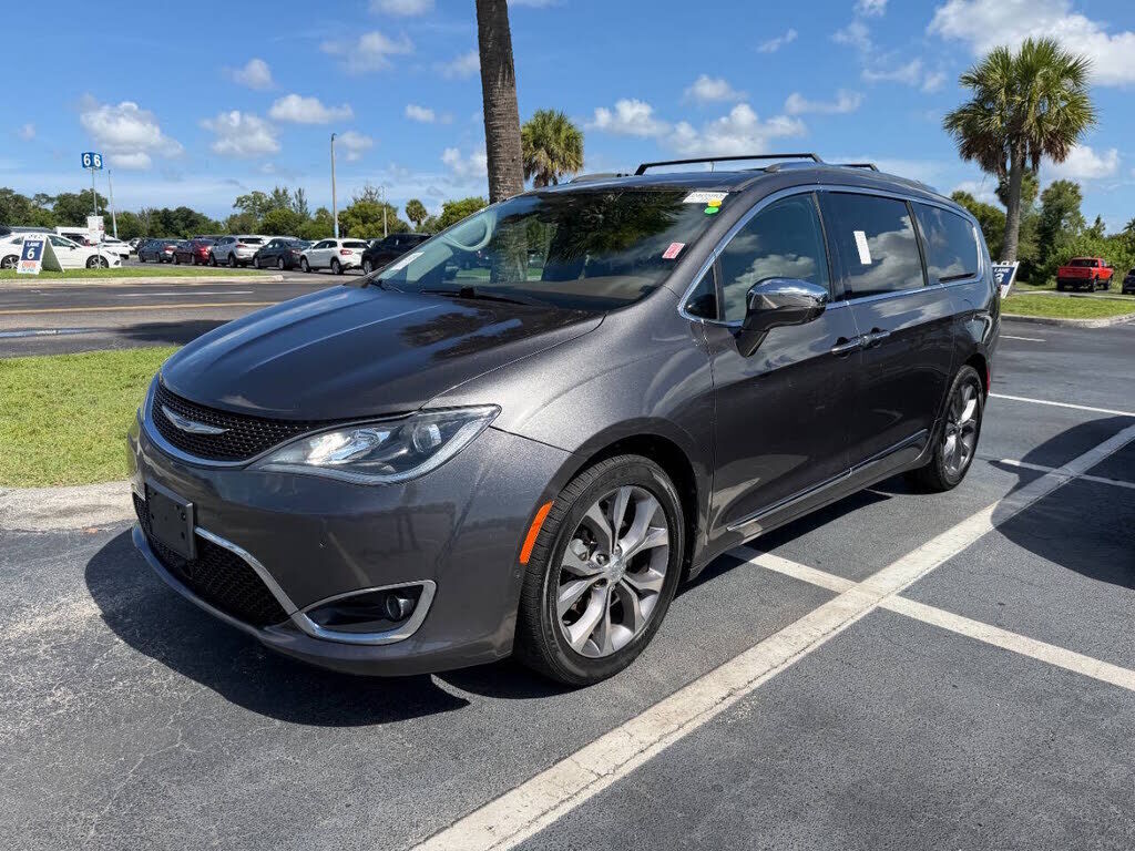 2019 CHRYSLER Pacifica