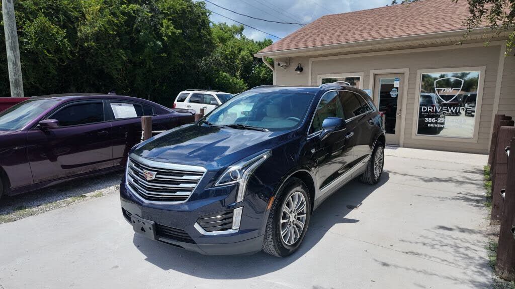 2017 CADILLAC XT5