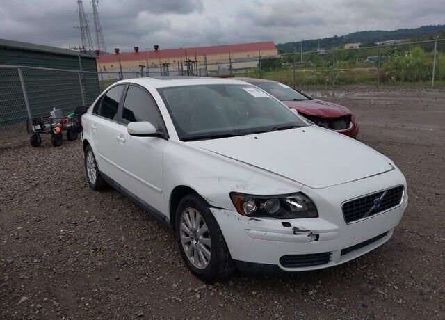 2004 VOLVO S40