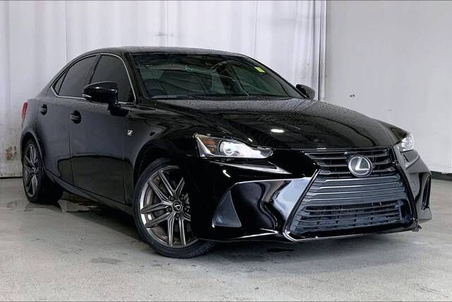 2020 LEXUS IS