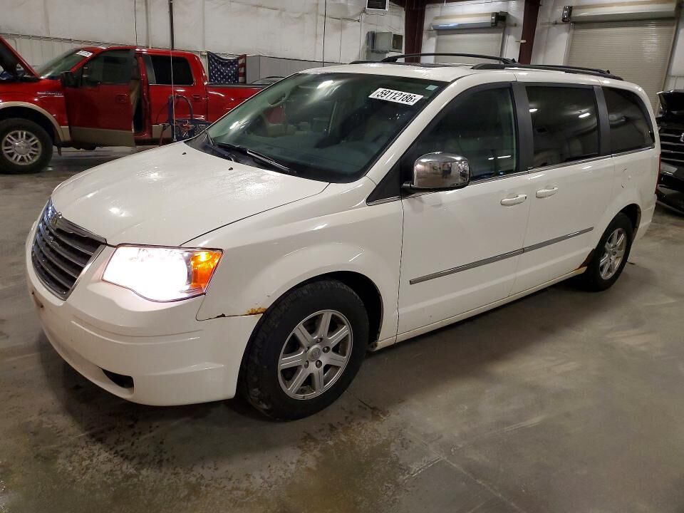 2010 CHRYSLER Town and Country