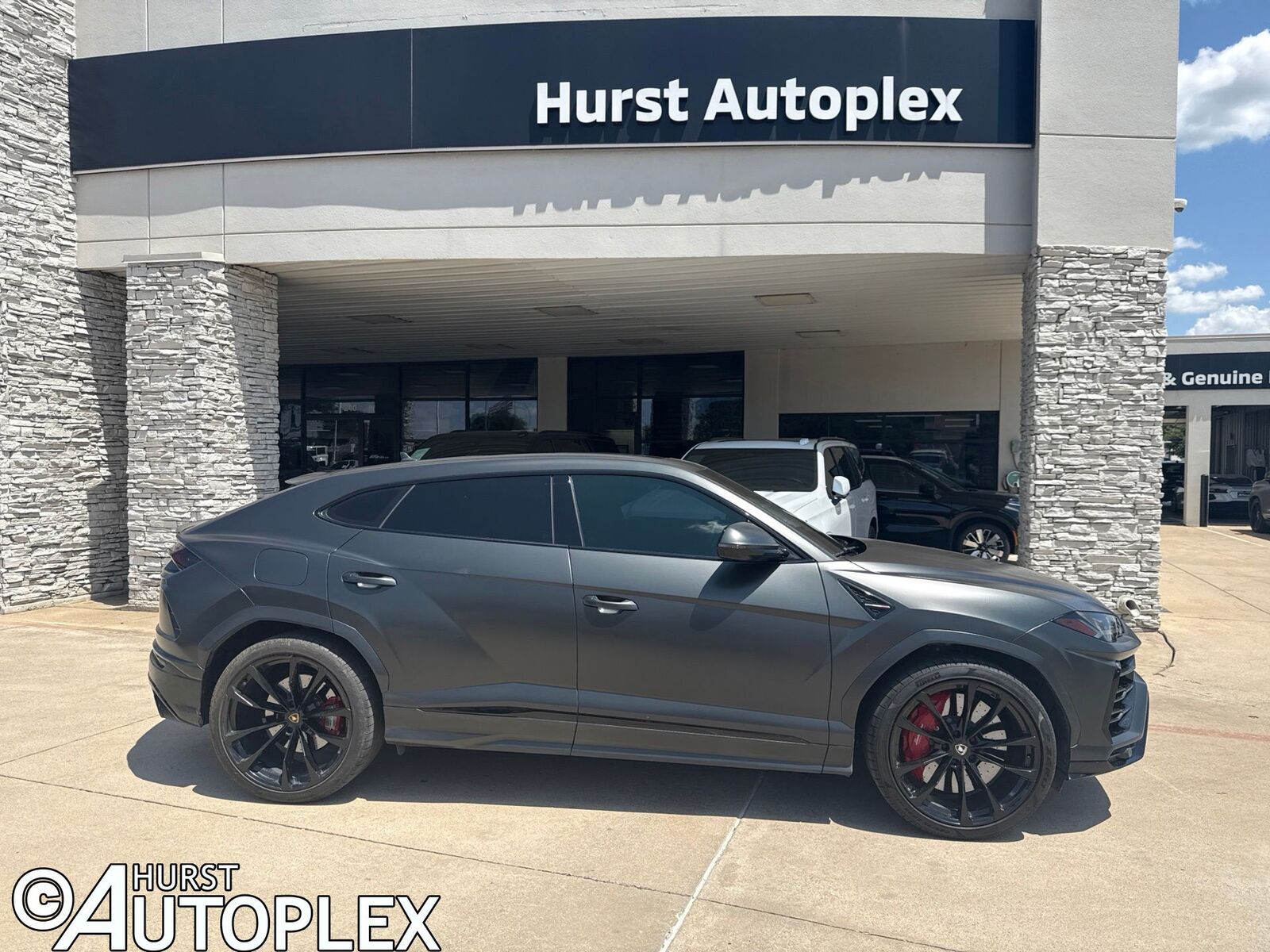 2021 LAMBORGHINI URUS