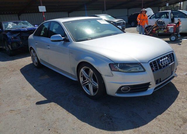 2012 AUDI S4
