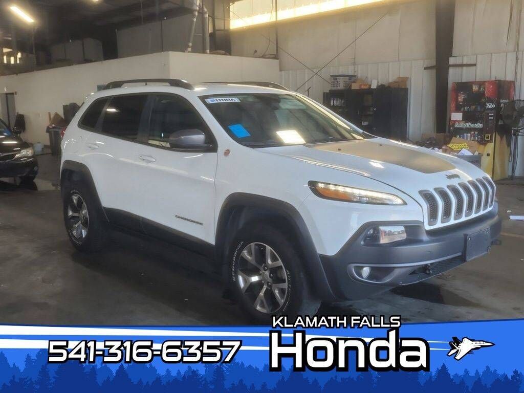 2017 JEEP Cherokee