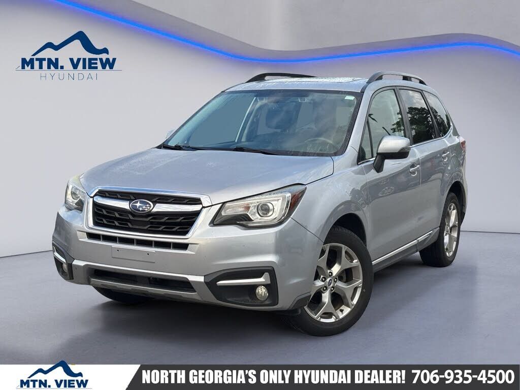 2017 SUBARU Forester