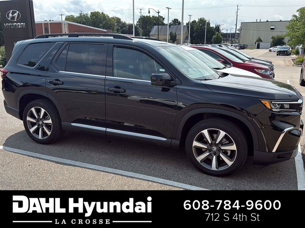 2025 HONDA Pilot