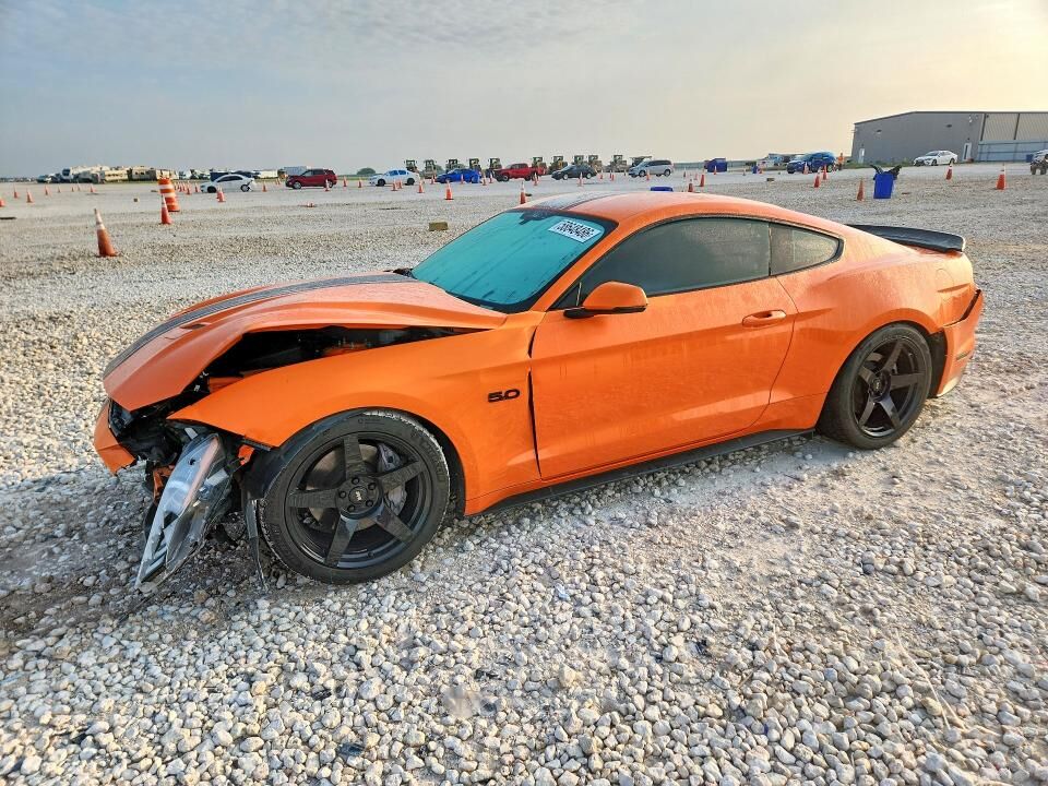 2020 FORD Mustang